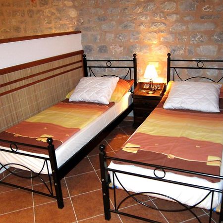 Estia Holiday Гитио Екстериор снимка