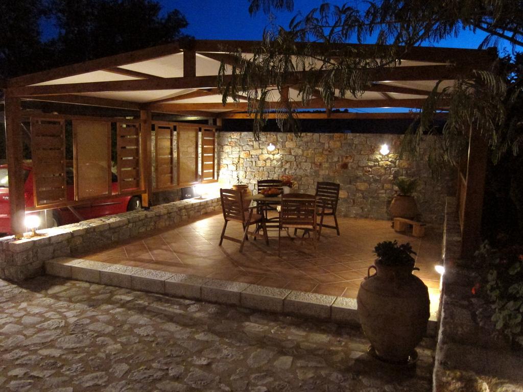Estia Holiday Гитио Екстериор снимка
